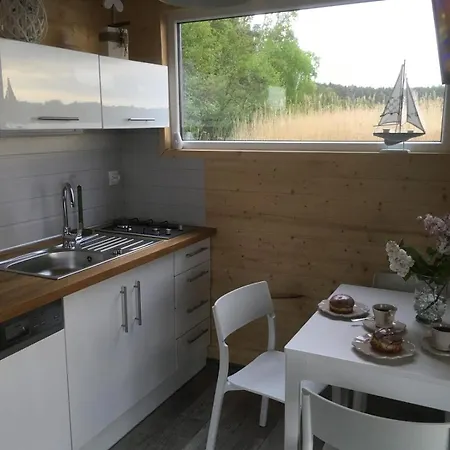 Houseboat Przystan Spokoju Botel *